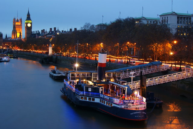 Victoria Embankment & Embankment