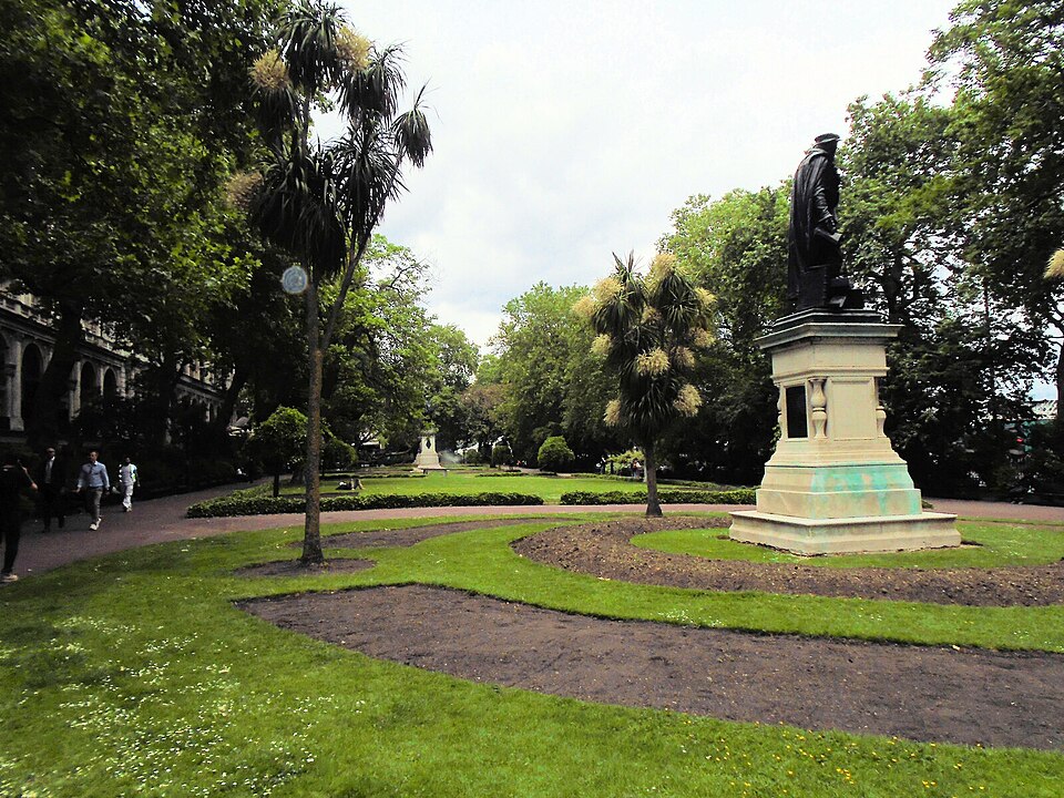 Whitehall Gardens